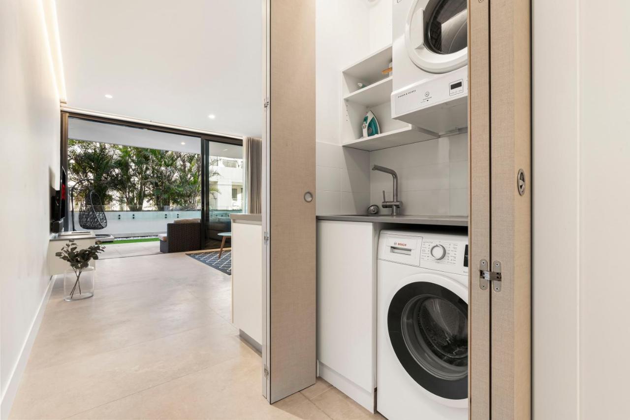 Modern 1Br Abode With Courtyard Steps To The Beach Sydney Bagian luar foto