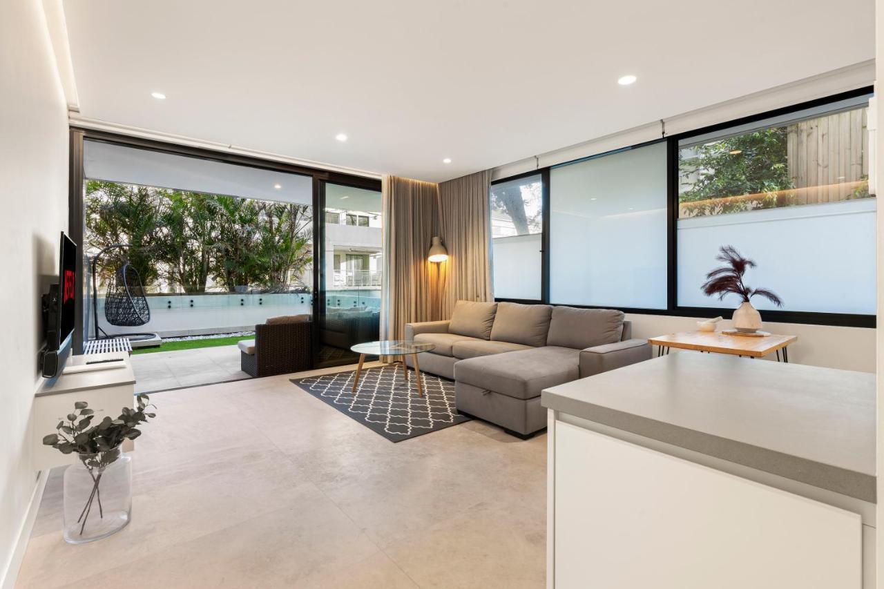 Modern 1Br Abode With Courtyard Steps To The Beach Sydney Bagian luar foto